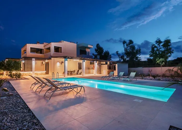 Villa Maribia With Private Pool