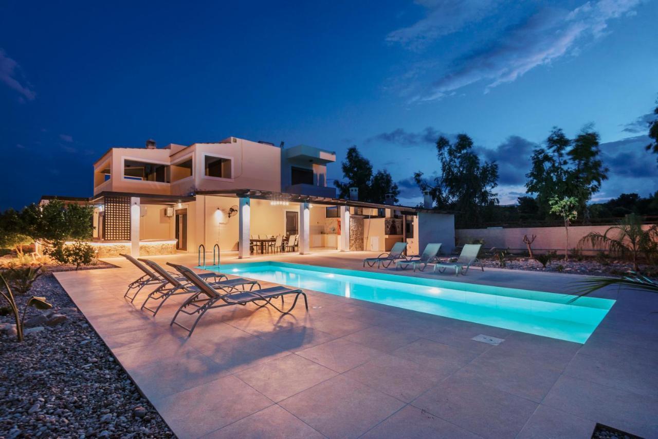Villa Maribia With Private Pool *